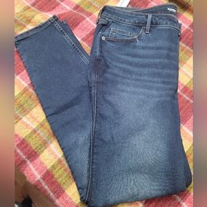 NWT ~ ROCKSTAR SUPER SKINNY JEANS. Extra High Rise